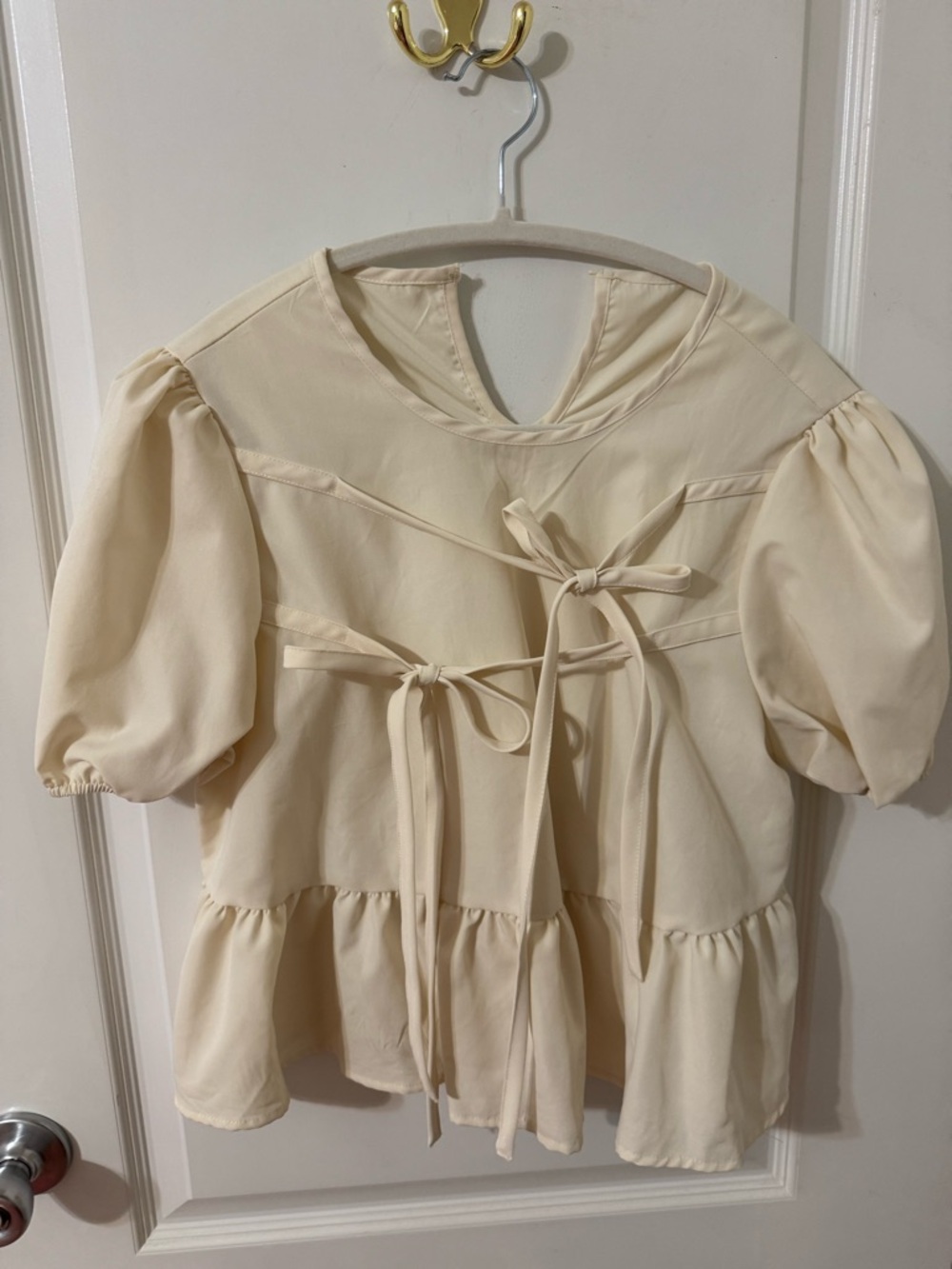 Cream Puff Sleeve Tie-Front Peplum Top